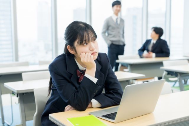 予備校は何教科から通える？大学受験で失敗しない科目の選び方を解説