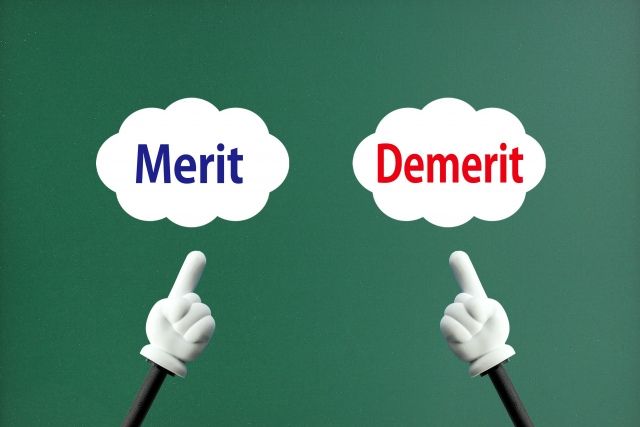 メリットとデメリットと指さし棒